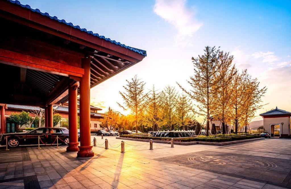 Grand Bay Hotel Beijing Xiaotangzhuang Eksteriør billede